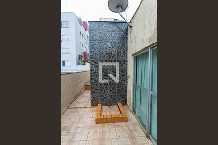 Apartamento à venda com 200m², 3 quartos e 2 vagas Apartamento à venda com 200m², 3 quartos e 2 vagasChuveiro da Cobertura/Churrasqueira