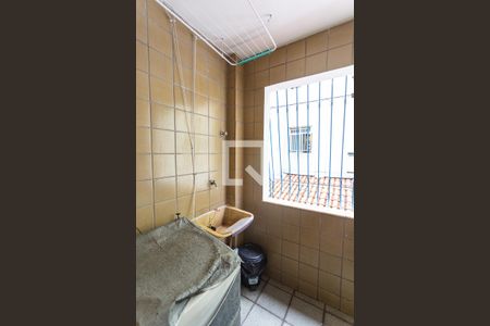 Apartamento à venda com 200m², 3 quartos e 2 vagas Apartamento à venda com 200m², 3 quartos e 2 vagasÁrea de Serviço