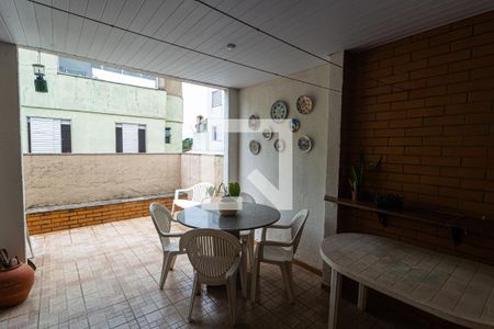Apartamento à venda com 200m², 3 quartos e 2 vagas Apartamento à venda com 200m², 3 quartos e 2 vagasCobertura/Churrasqueira