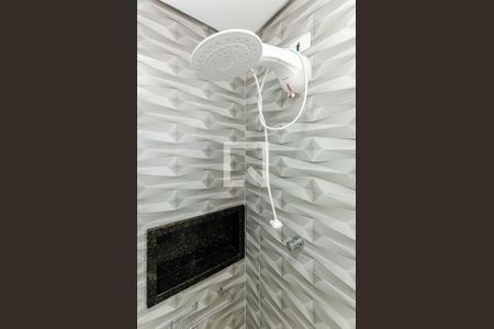 Apartamento para alugar com 70m², 1 quarto e sem vagaChuveiro