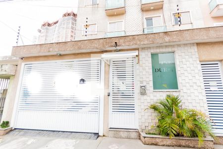 Apartamento à venda com 45m², 2 quartos e 1 vaga Apartamento à venda com 45m², 2 quartos e 1 vagaFachada