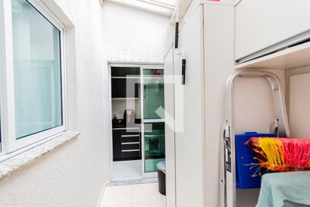 Apartamento à venda com 45m², 2 quartos e 1 vaga Apartamento à venda com 45m², 2 quartos e 1 vagaÁrea de Serviço