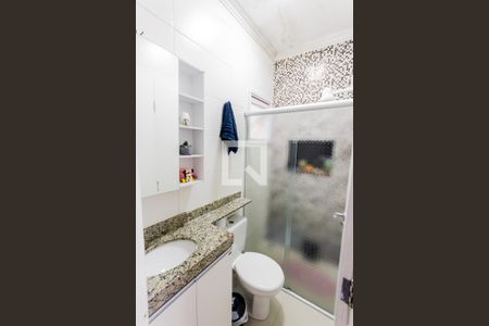 Apartamento à venda com 45m², 2 quartos e 1 vaga Apartamento à venda com 45m², 2 quartos e 1 vagaBanheiro