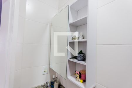 Apartamento à venda com 45m², 2 quartos e 1 vaga Apartamento à venda com 45m², 2 quartos e 1 vagaEspelho