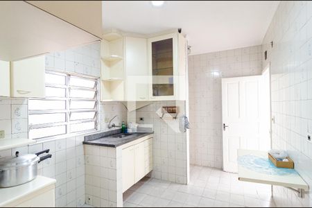 Casa à venda com 367m², 3 quartos e 3 vagasCozinha