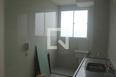 Sala/Cozinha/Área de Serviço de apartamento à venda com 2 quartos, 43m² em Vila Inglesa, São Paulo
