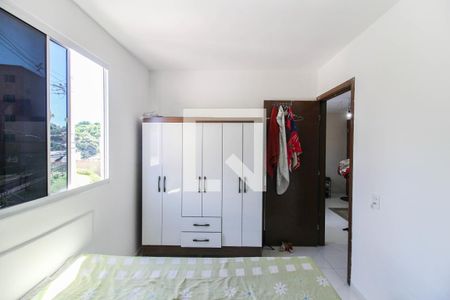 Quarto 1 de apartamento para alugar com 2 quartos, 42m² em Floresta, Nova Iguaçu