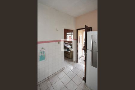 Casa à venda com 240m², 3 quartos e 2 vagas Casa à venda com 240m², 3 quartos e 2 vagasCozinha casa 02