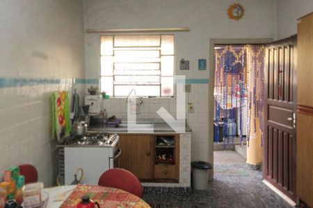 Casa à venda com 240m², 3 quartos e 2 vagas Casa à venda com 240m², 3 quartos e 2 vagasCozinha