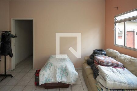 Casa à venda com 240m², 3 quartos e 2 vagas Casa à venda com 240m², 3 quartos e 2 vagasSala Casa 2