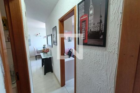 Apartamento à venda com 60m², 2 quartos e 1 vaga Apartamento à venda com 60m², 2 quartos e 1 vagaCorredor dos quartos