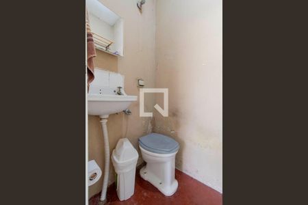 Casa à venda com 100m², 2 quartos e 2 vagas Casa à venda com 100m², 2 quartos e 2 vagasLavabo Externo