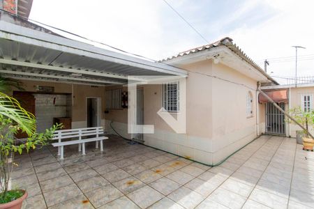 Casa à venda com 100m², 2 quartos e 2 vagas Casa à venda com 100m², 2 quartos e 2 vagasQuintal