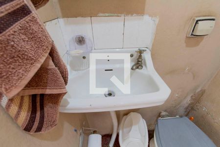 Casa à venda com 100m², 2 quartos e 2 vagas Casa à venda com 100m², 2 quartos e 2 vagasLavabo Externo