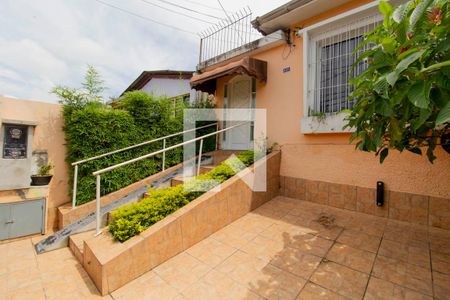Casa à venda com 100m², 2 quartos e 2 vagas Casa à venda com 100m², 2 quartos e 2 vagasGaragem
