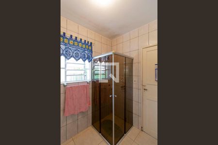 Casa à venda com 100m², 2 quartos e 2 vagas Casa à venda com 100m², 2 quartos e 2 vagasBanheiro