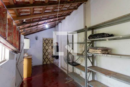 Casa à venda com 100m², 2 quartos e 2 vagas Casa à venda com 100m², 2 quartos e 2 vagasQuarto de Serviço