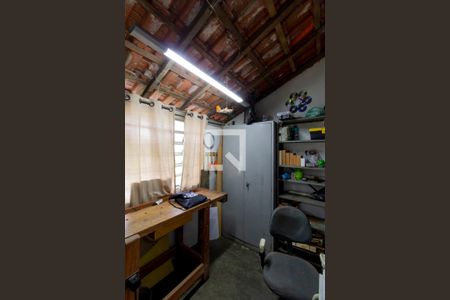 Casa à venda com 100m², 2 quartos e 2 vagas Casa à venda com 100m², 2 quartos e 2 vagasQuarto de Serviço