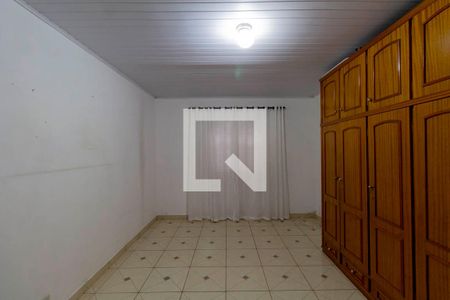 Casa à venda com 100m², 2 quartos e 2 vagas Casa à venda com 100m², 2 quartos e 2 vagasQuarto 2