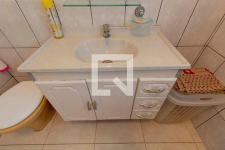 Casa à venda com 100m², 2 quartos e 2 vagas Casa à venda com 100m², 2 quartos e 2 vagasBanheiro