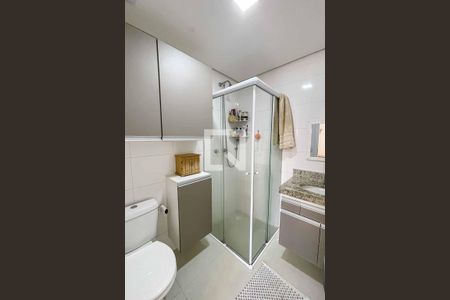 Apartamento para alugar com 48m², 2 quartos e 2 vagasBanheiro da Suíte