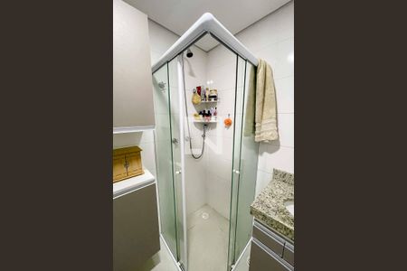 Apartamento para alugar com 48m², 2 quartos e 2 vagas Apartamento para alugar com 48m², 2 quartos e 2 vagasBanheiro da Suíte