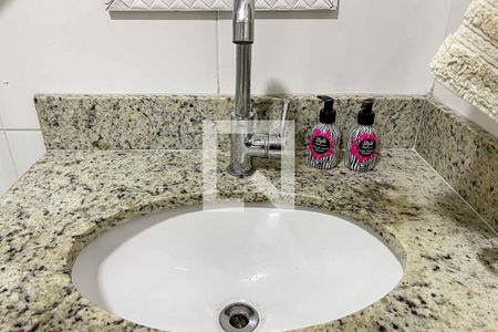 Apartamento para alugar com 48m², 2 quartos e 2 vagas Apartamento para alugar com 48m², 2 quartos e 2 vagasBanheiro da Suíte