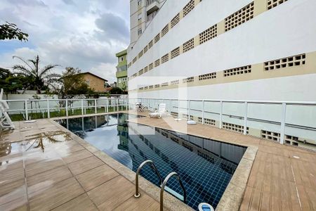 Apartamento para alugar com 48m², 2 quartos e 2 vagas Apartamento para alugar com 48m², 2 quartos e 2 vagasÁrea comum - Piscina