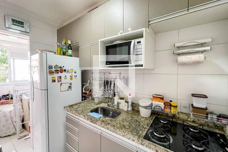 Apartamento para alugar com 48m², 2 quartos e 2 vagas Apartamento para alugar com 48m², 2 quartos e 2 vagasCozinha