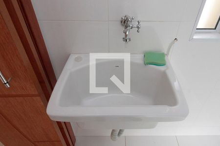 Apartamento para alugar com 44m², 2 quartos e sem vagaBanheiro