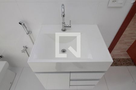 Apartamento para alugar com 44m², 2 quartos e sem vagaBanheiro