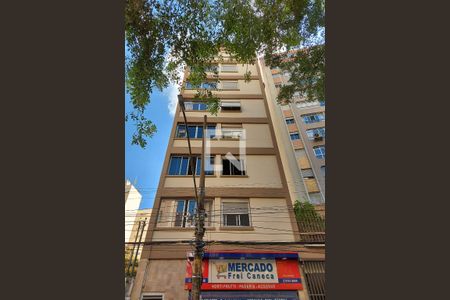 Apartamento para alugar com 44m², 2 quartos e sem vaga Apartamento para alugar com 44m², 2 quartos e sem vagaFachada