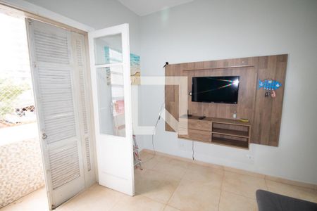 Sala de apartamento para alugar com 1 quarto, 40m² em Boqueirão, Praia Grande