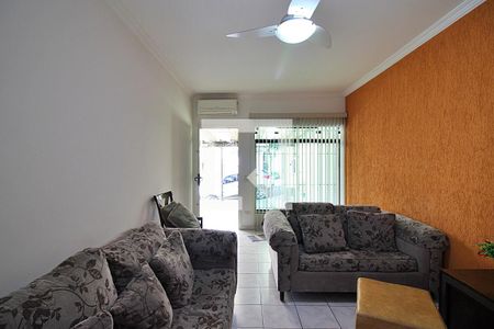 Sala de casa à venda com 3 quartos, 144m² em Conjunto Habitacional Franchini, São Bernardo do Campo