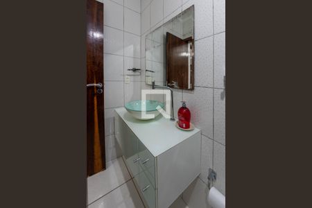 Casa para alugar com 250m², 2 quartos e 2 vagasBanheiro