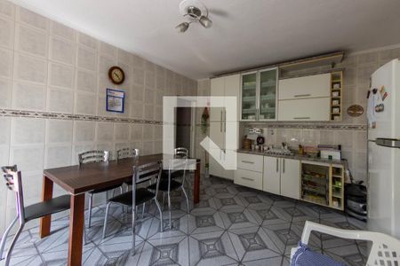 Casa para alugar com 250m², 2 quartos e 2 vagasCozinha