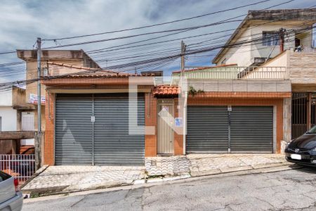 Casa para alugar com 250m², 2 quartos e 2 vagasFachada