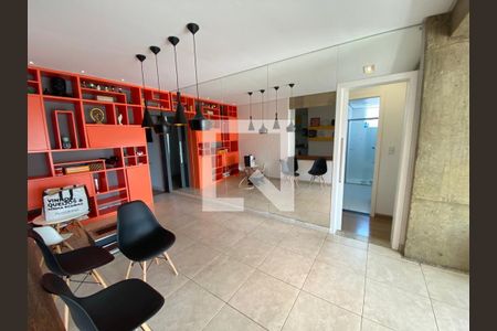 Sala de apartamento para alugar com 3 quartos, 120m² em Santo Antônio, Belo Horizonte