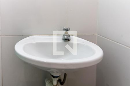 Apartamento para alugar com 46m², 2 quartos e 1 vaga Apartamento para alugar com 46m², 2 quartos e 1 vagaBanheiro