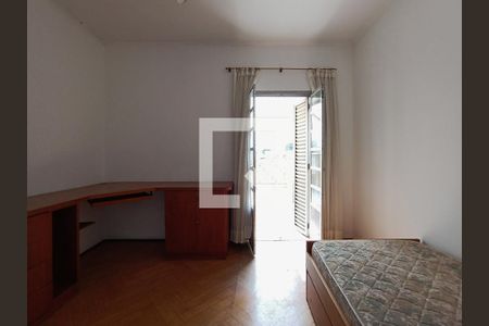 Casa à venda com 175m², 4 quartos e 2 vagasQuarto 3