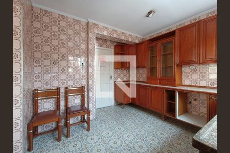 Casa à venda com 175m², 4 quartos e 2 vagasCozinha