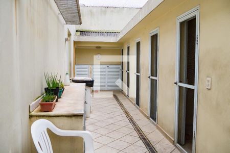 Casa à venda com 347m², 4 quartos e 2 vagasQuintal 2