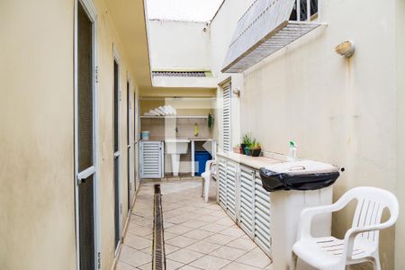 Casa à venda com 347m², 4 quartos e 2 vagasQuintal 2