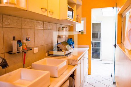 Casa à venda com 347m², 4 quartos e 2 vagasCozinha 2