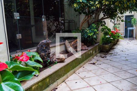 Casa à venda com 347m², 4 quartos e 2 vagasQuintal