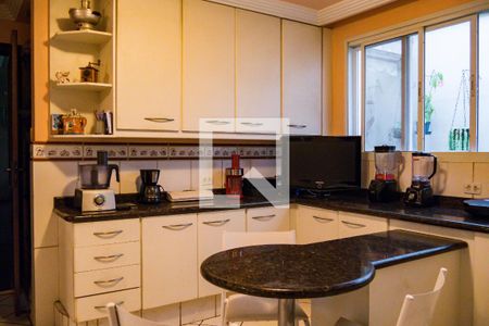 Casa à venda com 347m², 4 quartos e 2 vagasCozinha