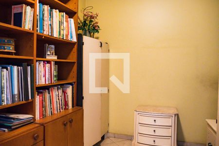 Casa à venda com 347m², 4 quartos e 2 vagasQuarto 3