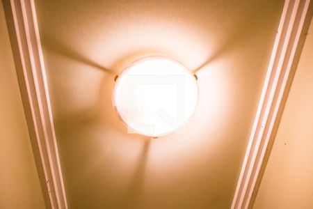 Casa à venda com 347m², 4 quartos e 2 vagasLavabo