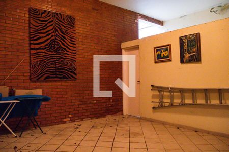 Casa à venda com 347m², 4 quartos e 2 vagasGaragem