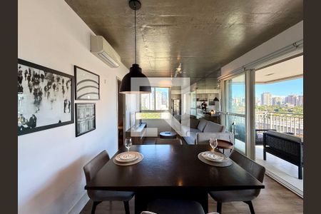 Sala de apartamento para alugar com 1 quarto, 69m² em Cidade Monções, São Paulo